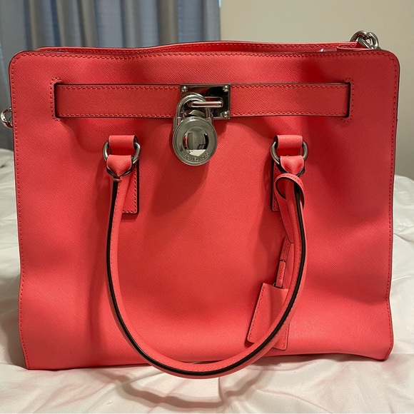 Michael Kors Hamilton Bag Large Salmon - Picture 1 of 1